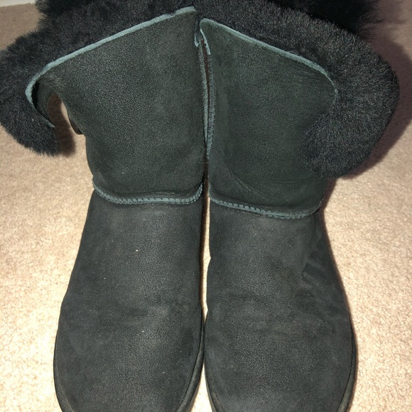 UGG Shoes - Women’s Bailey Button Uggs.